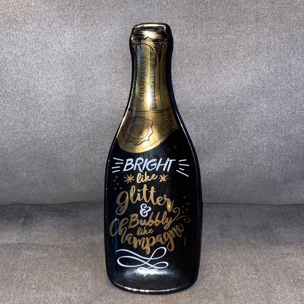 Champagne Bottle Holder.  Ceramic. 10x3.5”